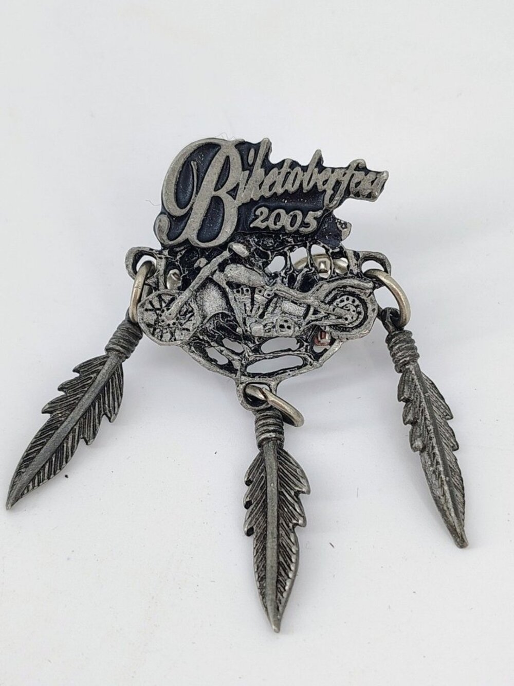 Biketoberfest 2005 Motorcycle Pin Brooch Daytona Beach Rally Feathers